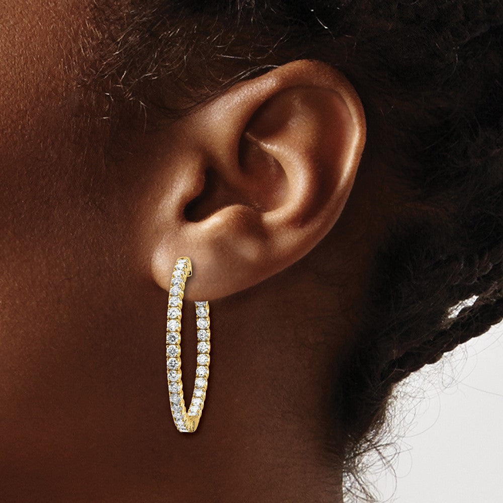 14K Gelbgold Creolen mit 3,33 ct. Laborgezüchteten Diamanten, Rund, VS/SI+ G+, In-and-Out-Sicherheitsverschluss