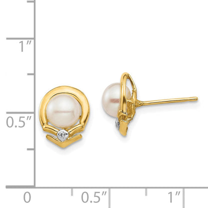14K Gelbgold 5-6 mm weiße Button-Zuchtperlen (FW) mit 0,02 ct. echten Diamanten, Ohrstecker