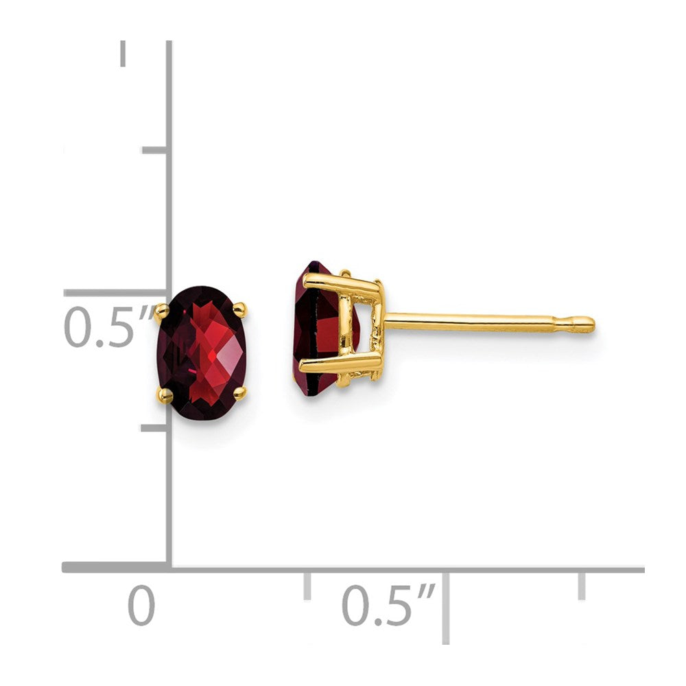 14K Gelbgold Ohrringe mit ovalem Granat im Schachbrettschliff, 6 x 4 mm