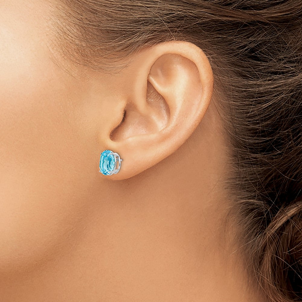 14K Weißgold Ohrstecker mit ovalem Blautopas