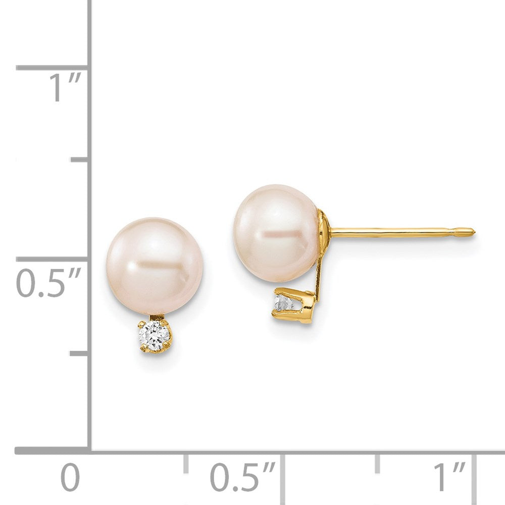 14K Gelbgold Ohrstecker mit runden weißen Süßwasser-Zuchtperlen (6-7 mm) und 0,06 ct. Diamanten