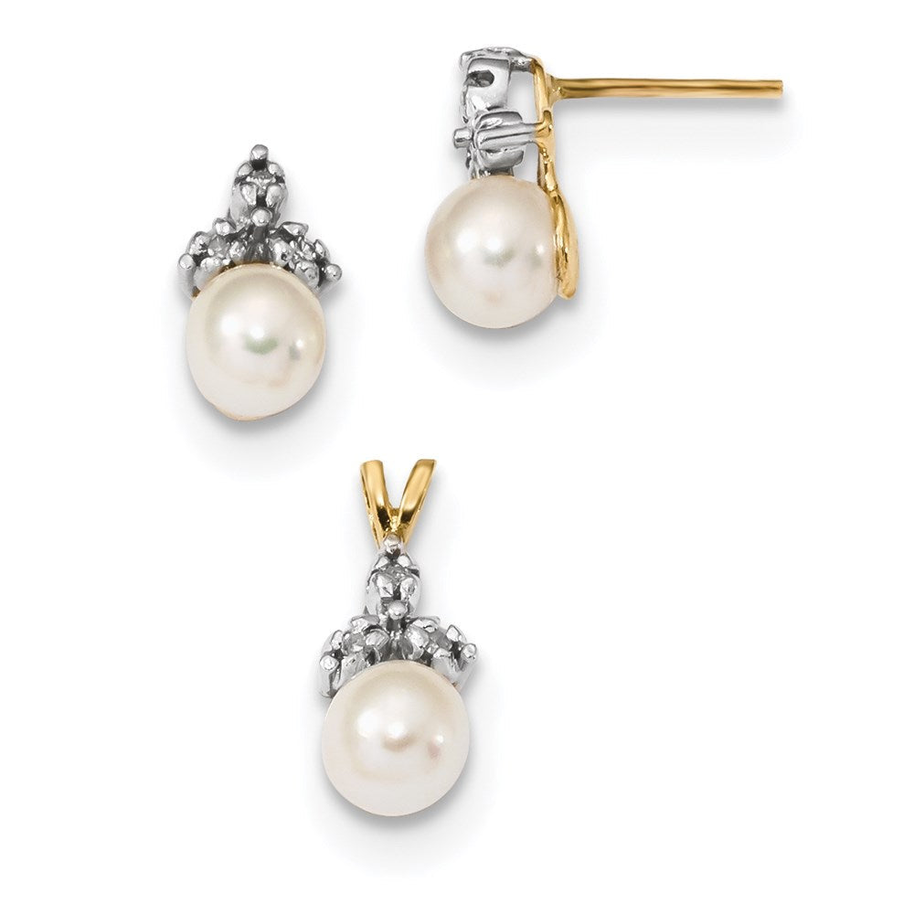 14K Gelbgold Ohrring- und Anhänger-Set mit 5-6 mm weißen runden Süßwasser-Zuchtperlen und 0,09 ct. Diamanten