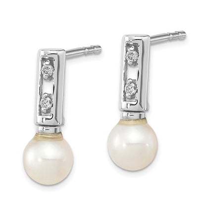 14K Weißgold Ohrstecker mit weißen runden 3-4 mm Süßwasser-Zuchtperlen und 0,02 ct. Diamanten