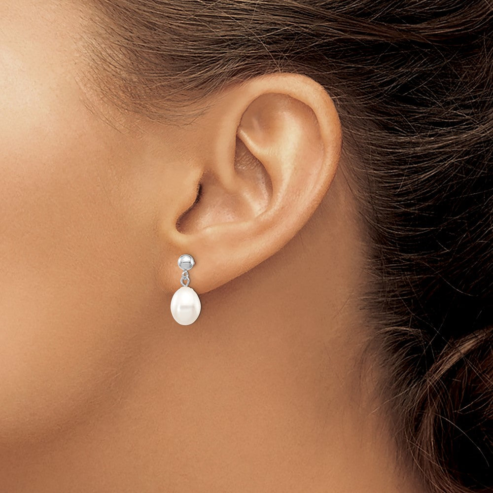 14K Weißgold 7 8mm Rice Süßwasser Zuchtperle Stecker Ohrhänger