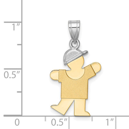 14K Bicolor Gold Kleiner Junge mit Hut auf der linken Seite Gravierbarer Charm