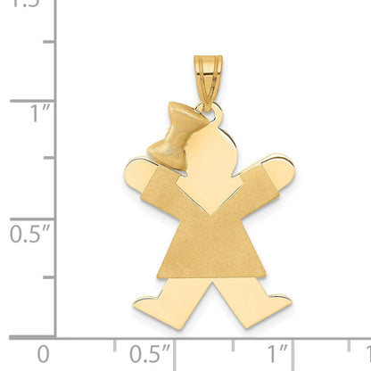 14K Gelbgold massiver gravierbarer Charm „Mädchen mit Schleife links
