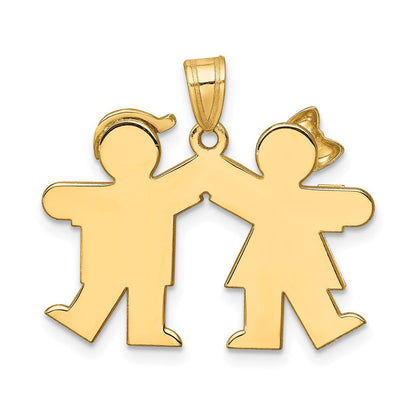 14 Karat Gelbgold Massiver Gravierbarer Kleiner Charm mit Mädchen links und Junge rechts