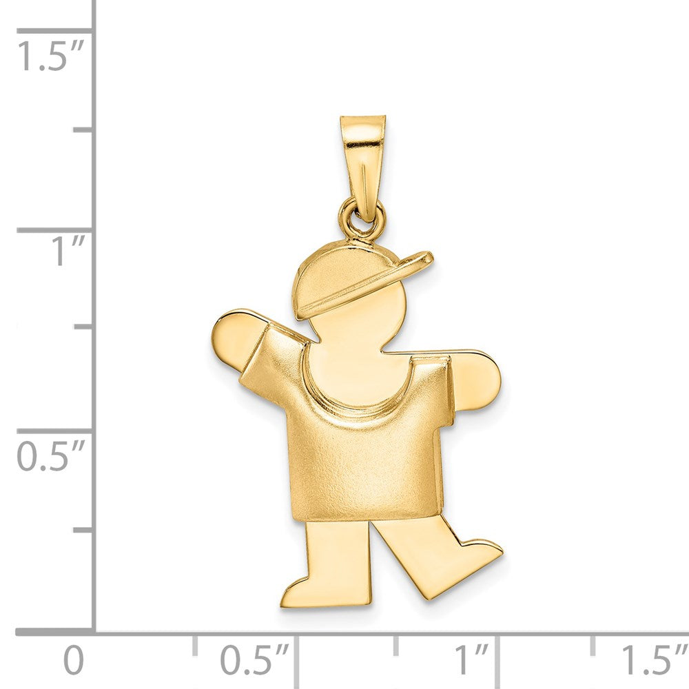 14K Gelbgold Gepolsterter Junge mit Hut auf der linken Seite Gravierbarer Charm