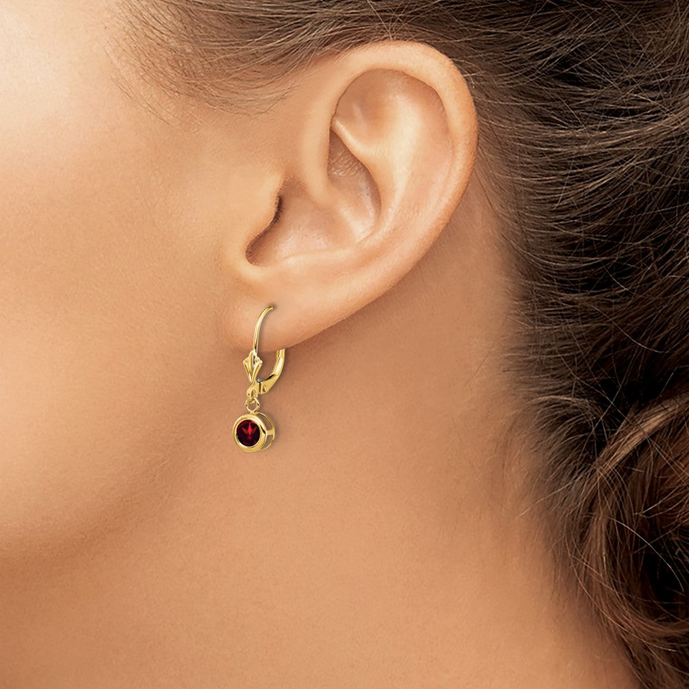 14K Gelbgold Ohrringe mit Granat, 5 mm, Leverback-Verschluss