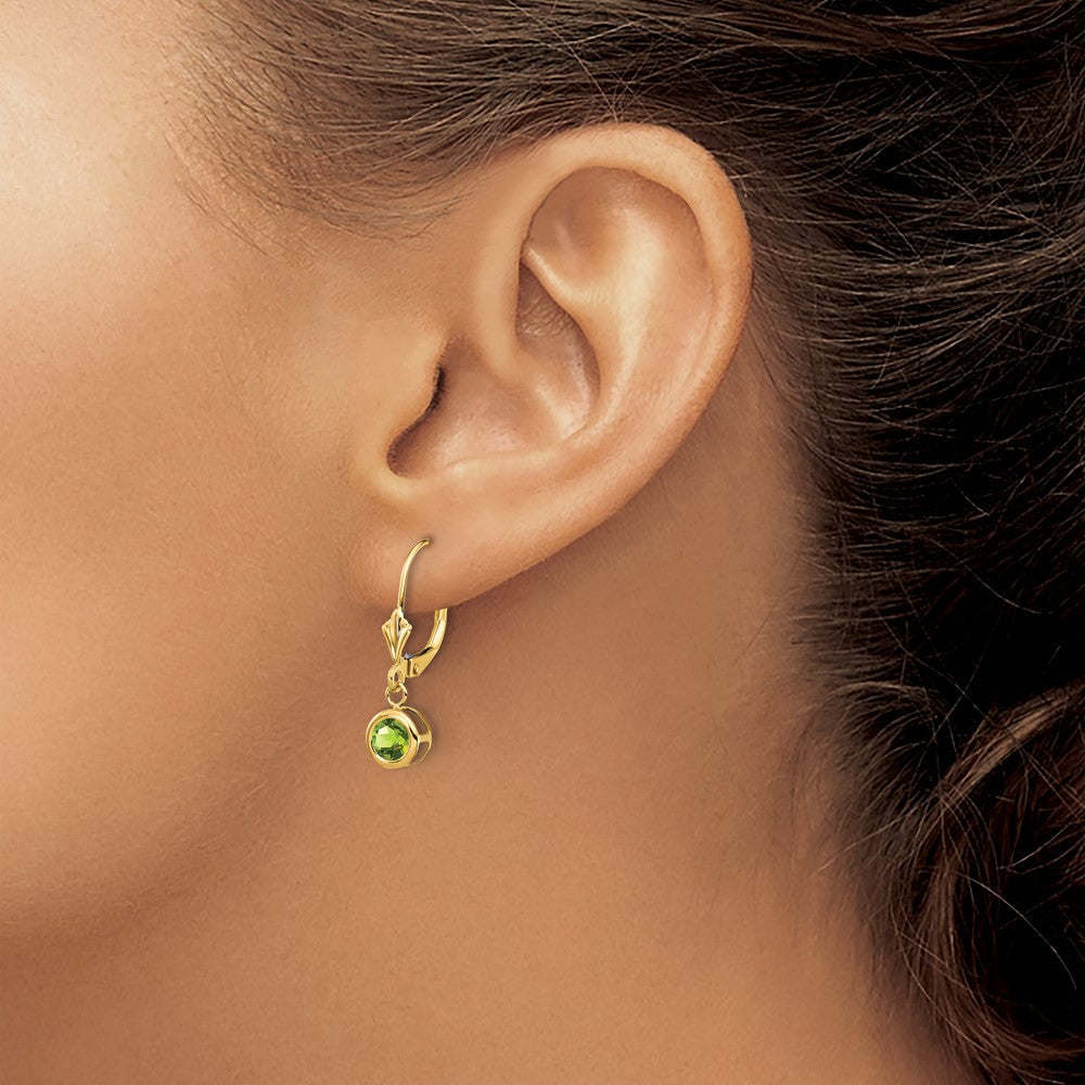 14K Gelbgold Ohrringe mit Peridot, 5 mm, mit Klappbrisur
