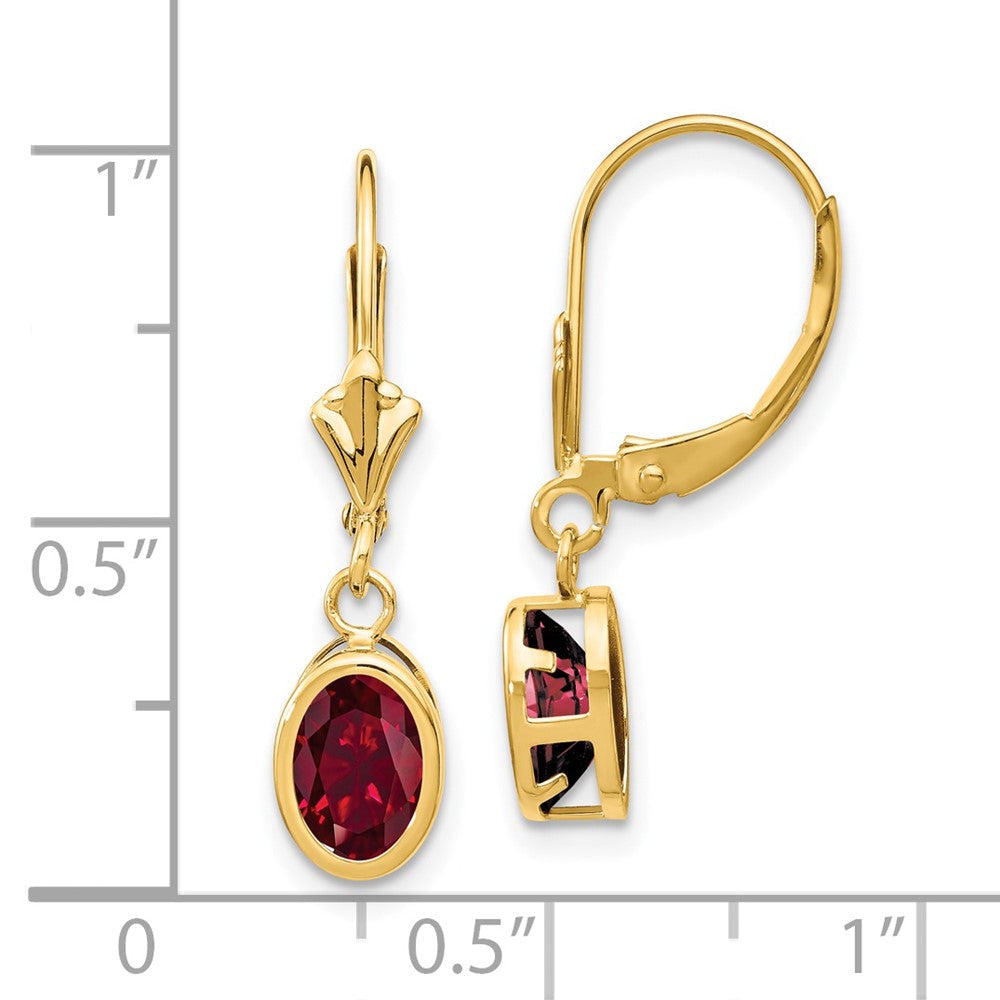 14K Gelbgold Ohrringe mit ovalem synthetischem Rubin (7 x 5 mm) und Brisurverschluss