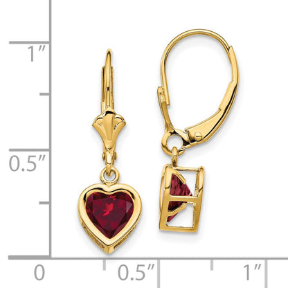 14K Weißgold Ohrringe mit 6 mm Herz-Rubin (synthetisch)