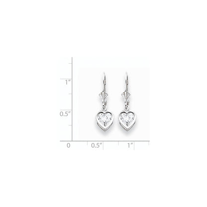 14K Weißgold Ohrringe mit 6-mm-Zirkonia in Herzform