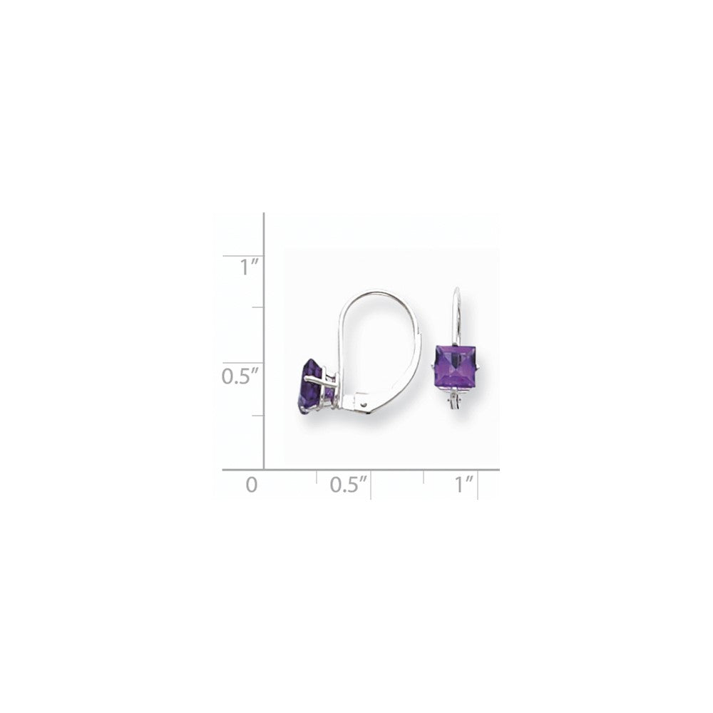 14K Weißgold Ohrhänger mit 5 mm Amethyst im Prinzessschliff und Leverback-Verschluss