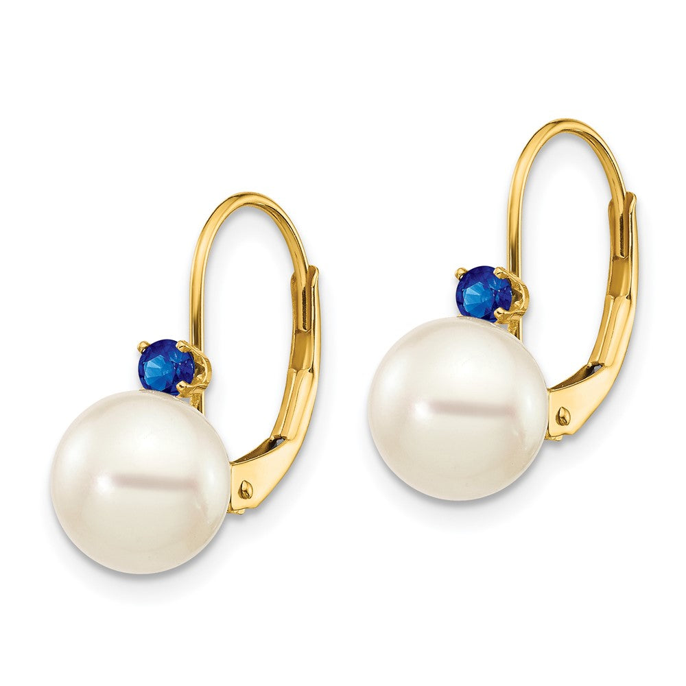 14K Gelbgold 7-7.5mm Weiß Rund Fw Zuchtperle Saphir Ohrhänger mit Brisur