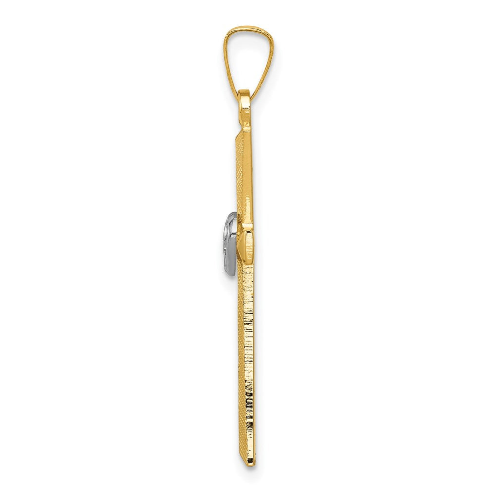 14K Bicolor 14K Bicolor Strukturiert und Poliert Lateinisch Kreuz mit Herzen Anhänger