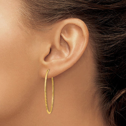 14K Gelbgold 1.5mm Satiniert Diamantiert Endlos Creolen