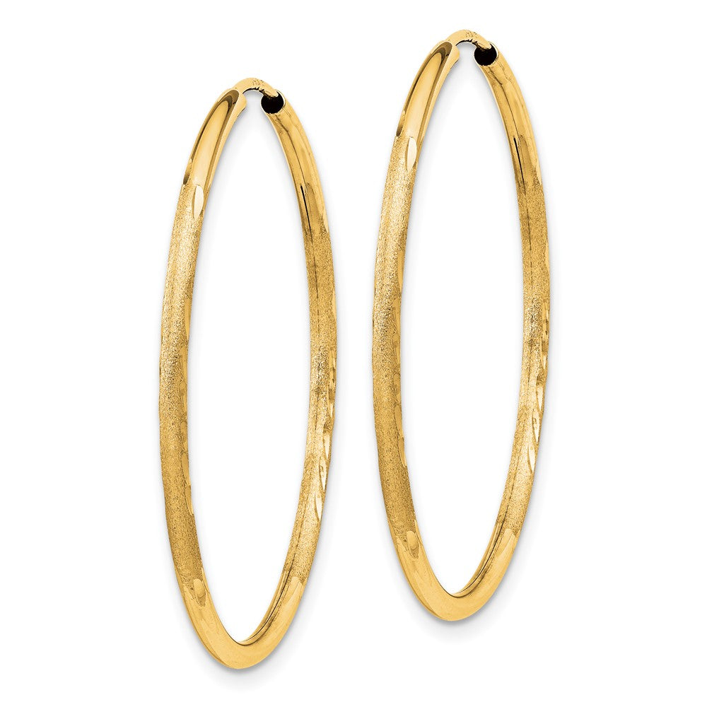 14K Gelbgold 1.5mm Satiniert Diamantiert Endlos Creolen