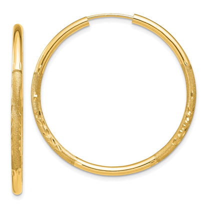 14K Gelbgold 2mm Satiniert Diamantiert Endlos Creolen