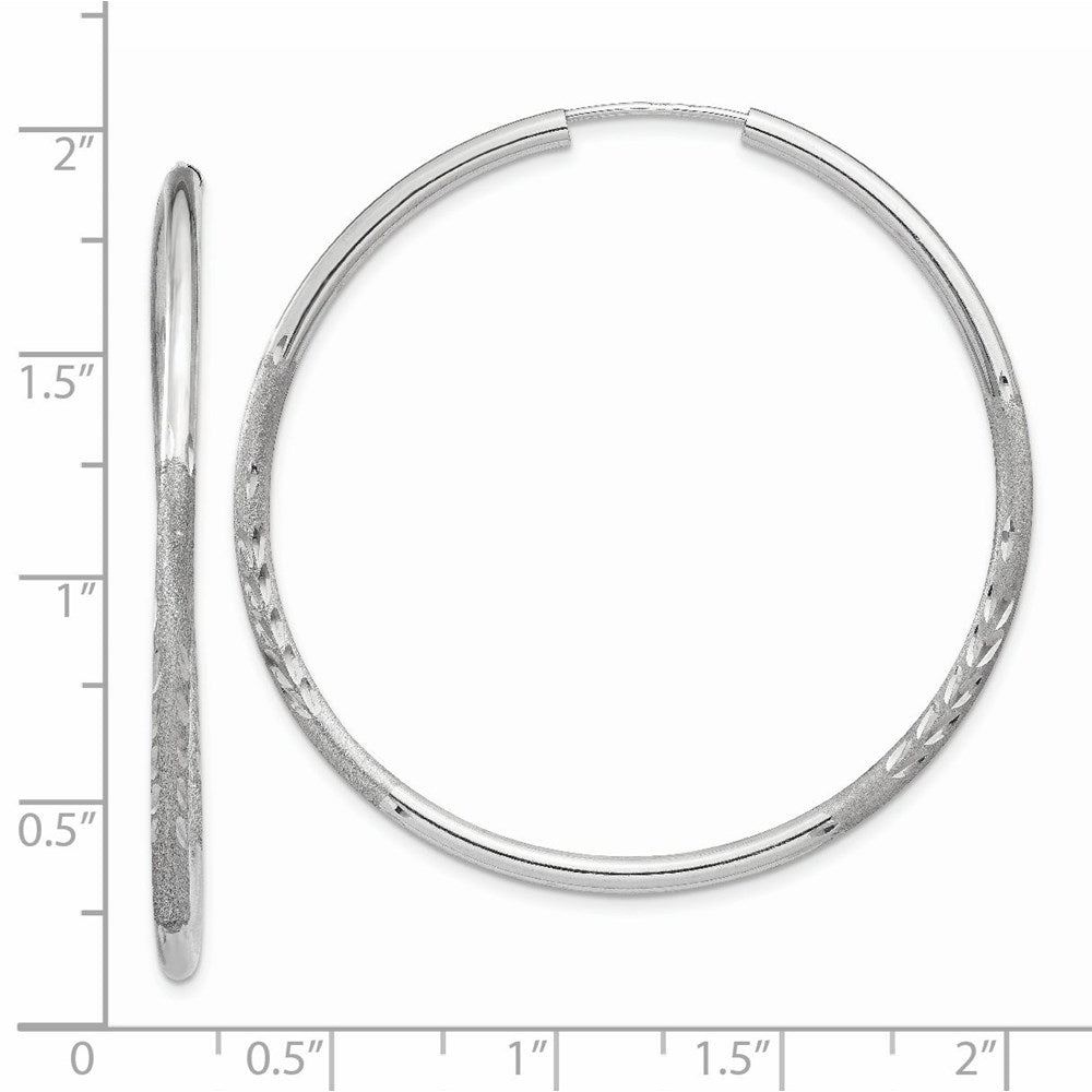 14K Weißgold 2mm Diamantiert Endlos Creolen