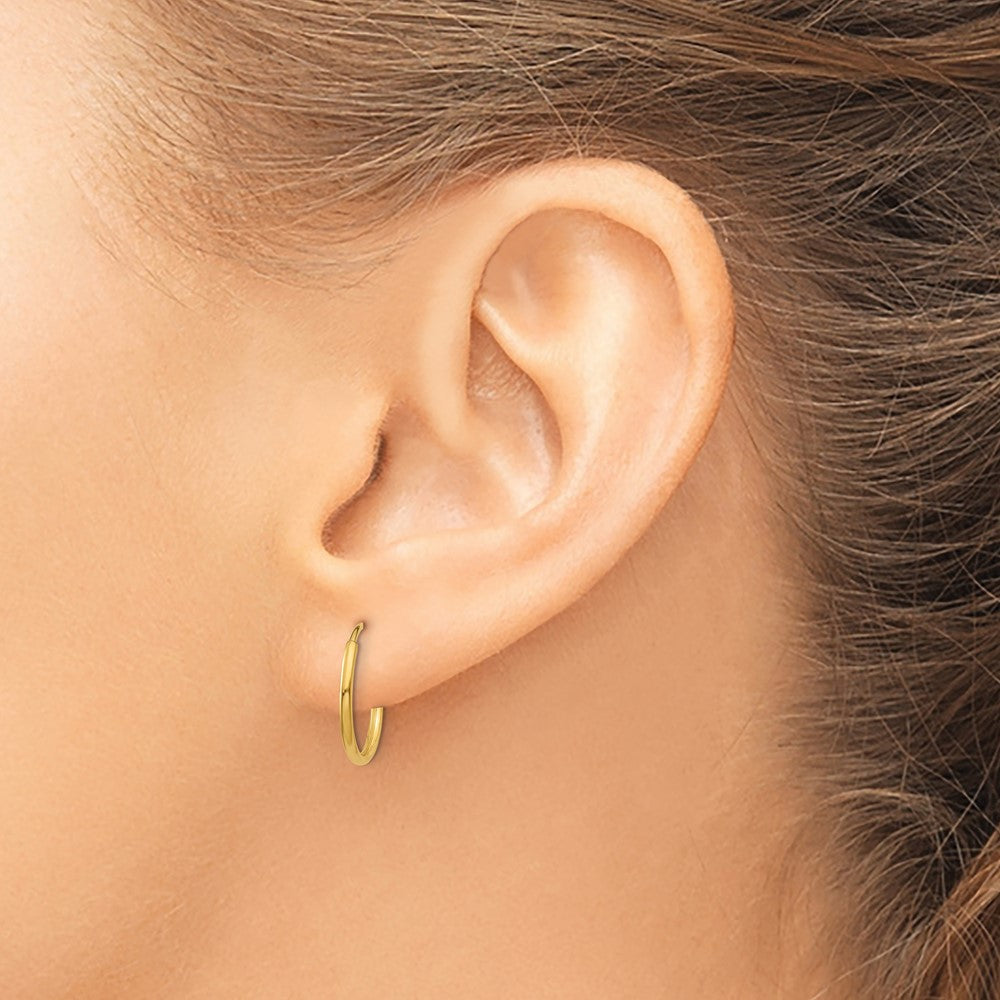 14K Gelbgold 1.25mm Endlos Creole Ohrring