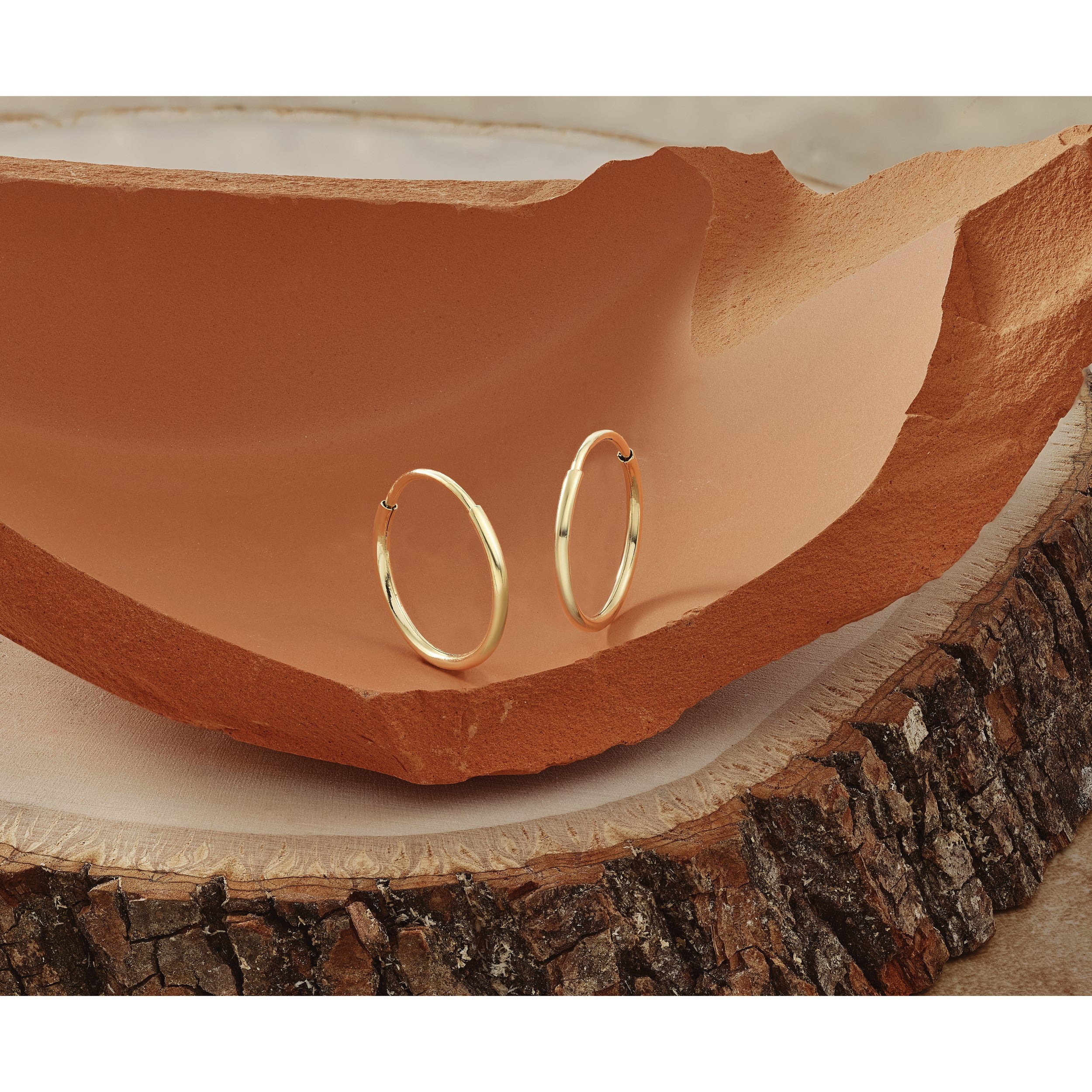 14K Gelbgold 1.25mm Endlos Creole Ohrring
