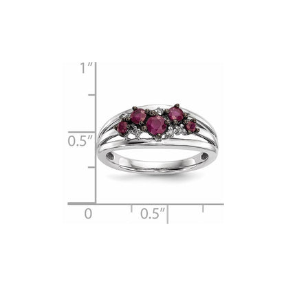 14K Weißgold Ring mit Diamanten und Rubinen, poliert