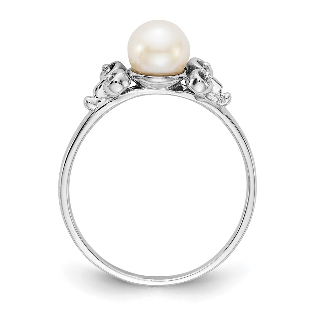 14K Weißgold Ring mit 5,5 mm gezüchteter Süßwasserperle