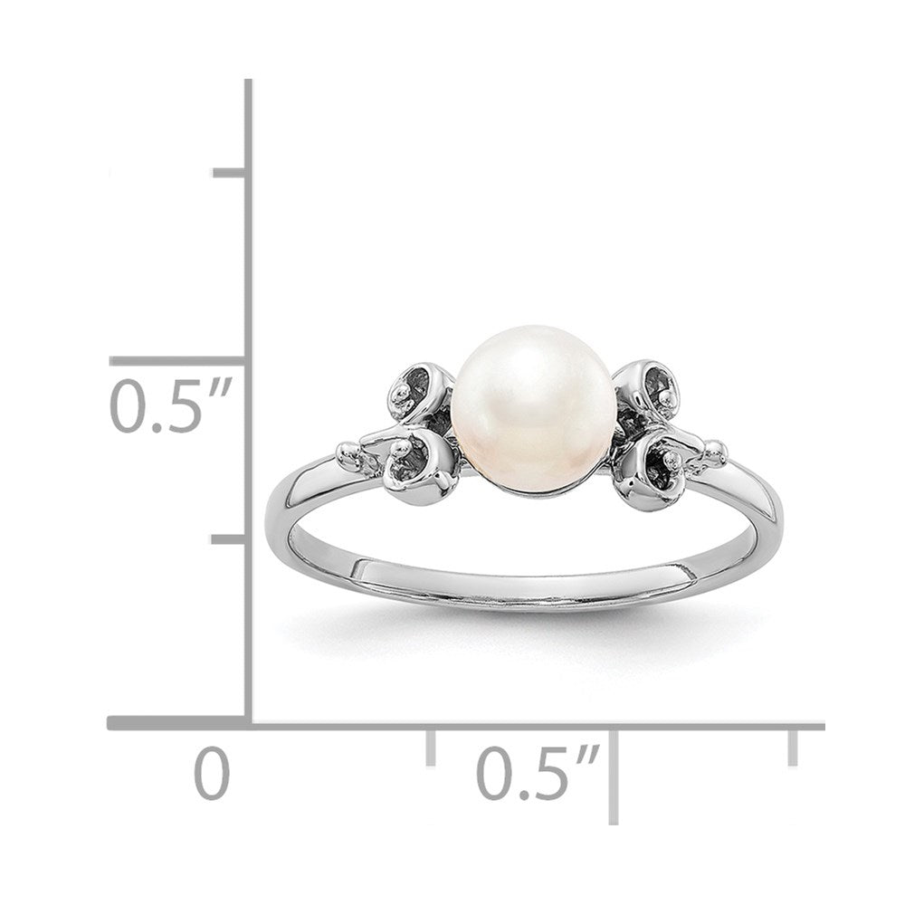 14K Weißgold Ring mit 5,5 mm gezüchteter Süßwasserperle