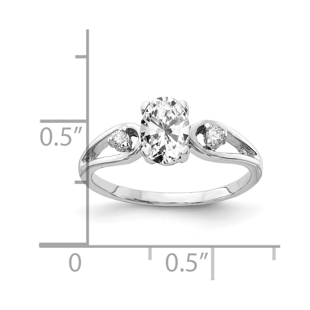 Ring aus 14K Weißgold mit 7x5mm ovalem Zirkonia und einem echten Diamanten