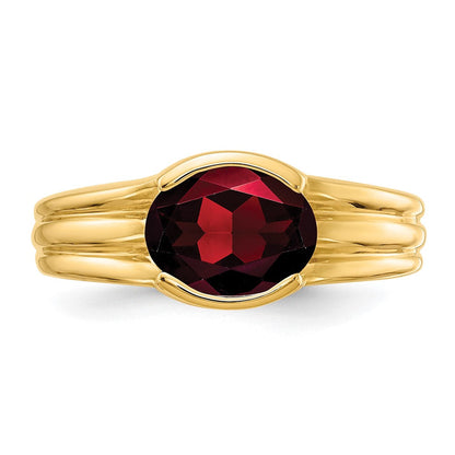 14K Gelbgold Ring mit ovalem Granat, 8x6 mm