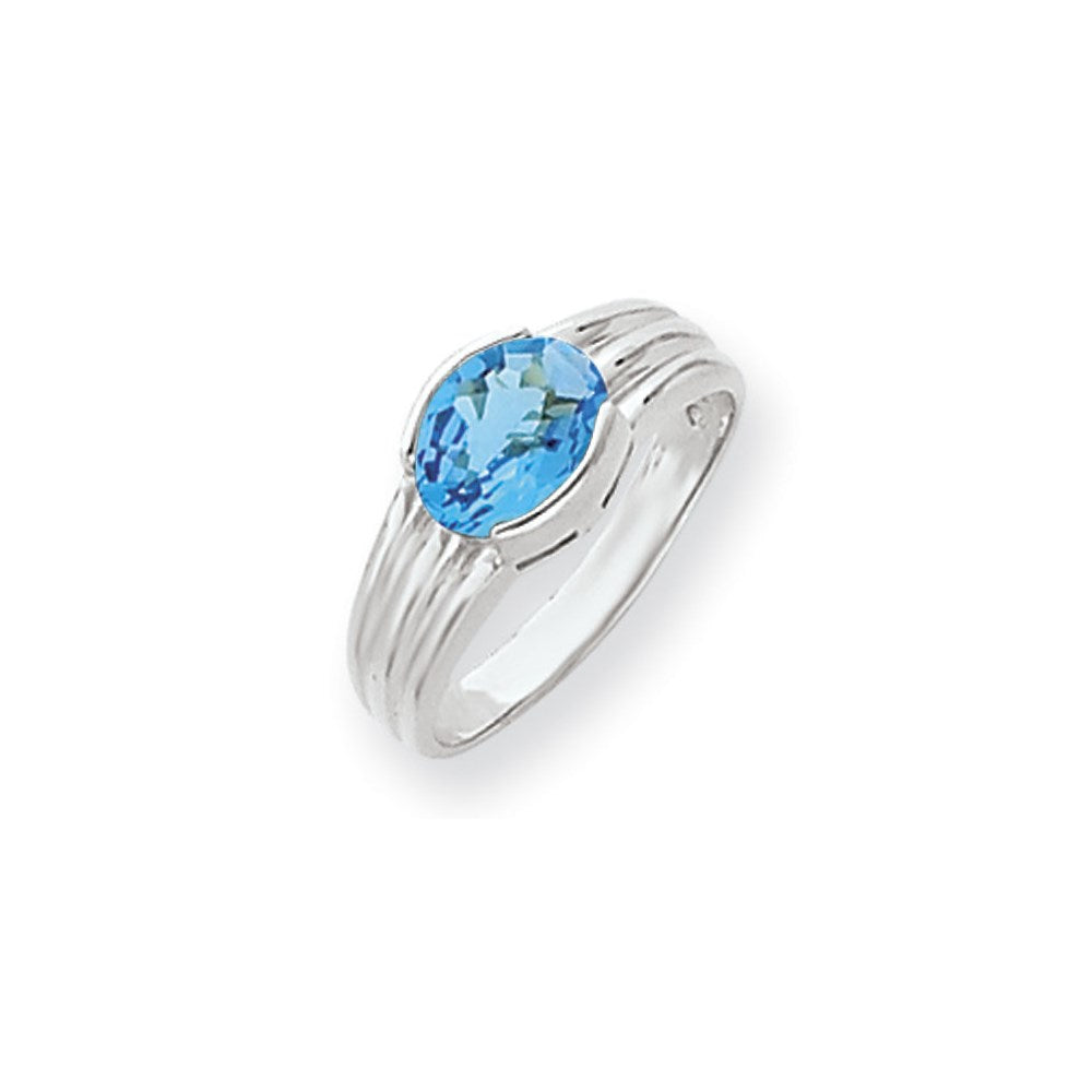 14K Weißgold Ring mit 8x6 mm Blautopas im Oval-Schachbrettschliff