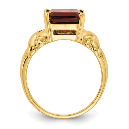 14K Gelbgold Ring mit Granat im Smaragdschliff, 11 x 9 mm