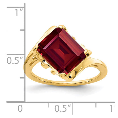 14K Gelbgold Ring mit 10x8mm Smaragdschliff und synthetischem Rubin