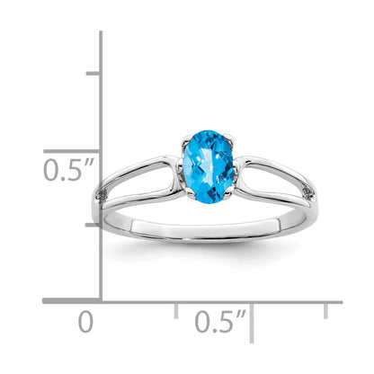 14K Weißgold Ring mit ovalem, schachbrettförmig facettiertem Blautopas 6 x 4 mm