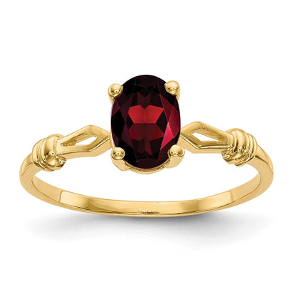 14K Gelbgold Ring mit ovalem Granat, 7x5 mm