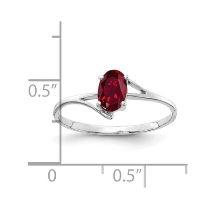 14K Weißgold Ring mit ovalem synthetischem Rubin, 6 x 4 mm