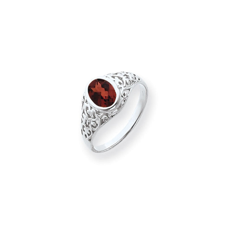 14K Weißgold Ring mit 7x5mm ovalem Granat im Schachbrettschliff