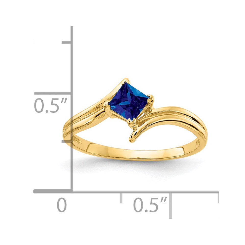 14K Gelbgold Ring mit 4 mm Prinzessschliff-Saphir