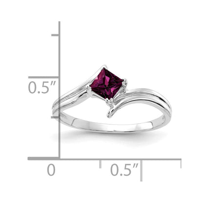 14K Weißgold Ring mit 4 mm Rhodolith-Granat im Prinzessschliff