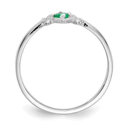 14K Weißgold Ring mit Smaragd-Herz-Geburtsstein