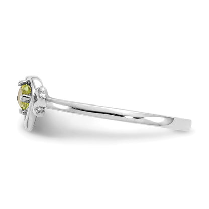 14K Weißgold Ring mit herzförmigem Peridot-Geburtsstein