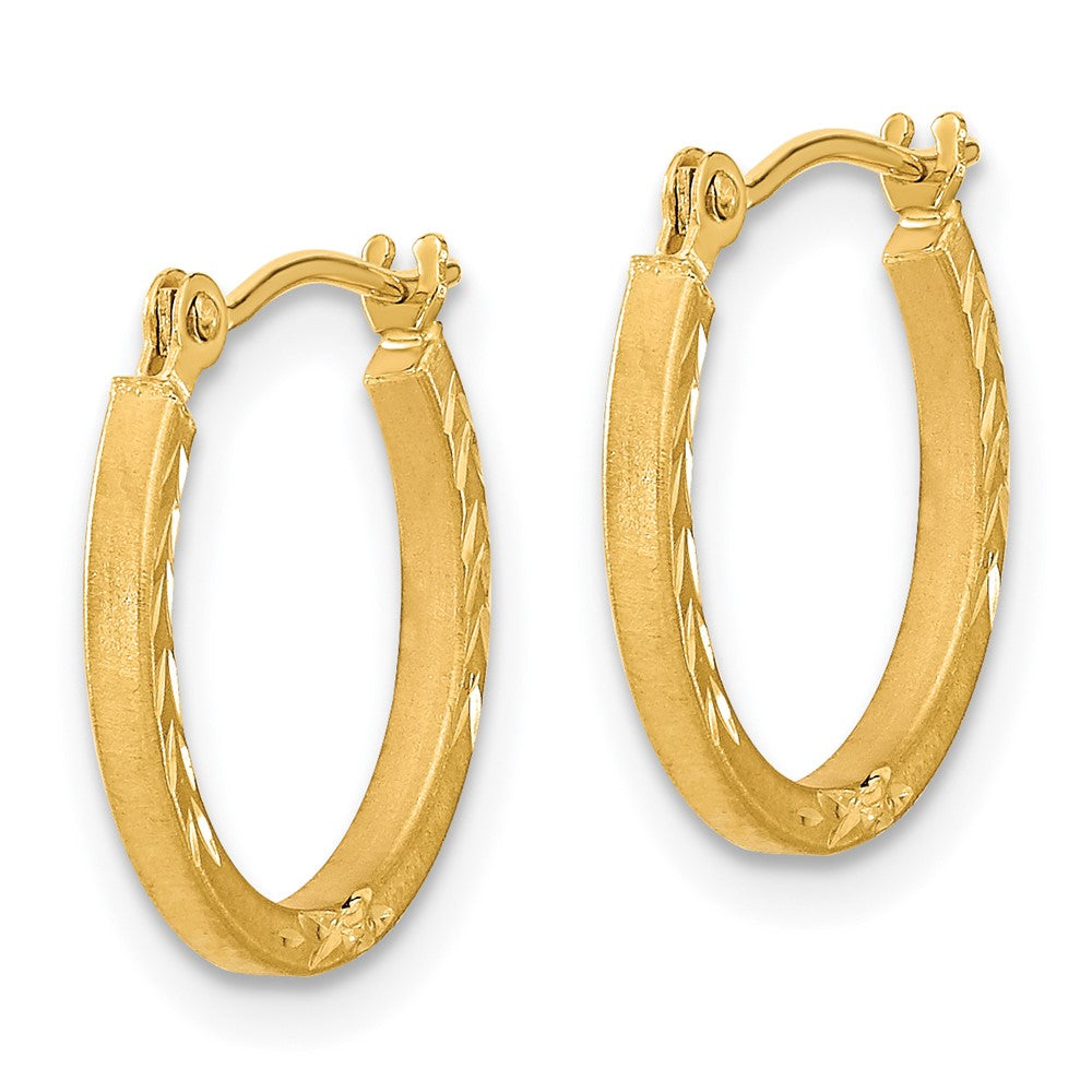 14K Gelbgold Satiniert und Poliert Diamantiert Design Creolen
