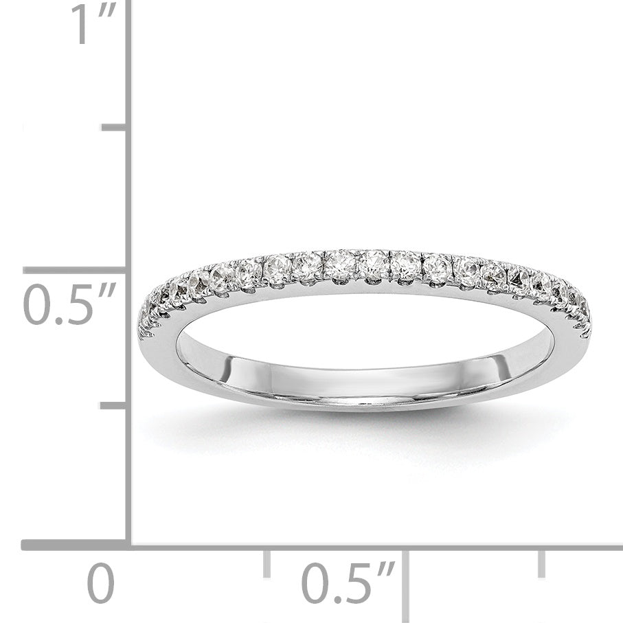 Trauring aus 14K Weißgold mit Diamanten