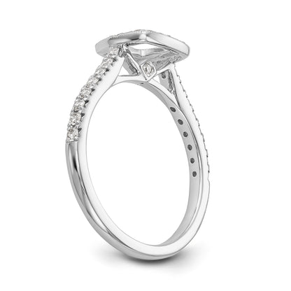14-Karat-Weißgold-Verlobungsring mit Kissenschliff-Halo aus simulierten Diamanten und Krappenfassung