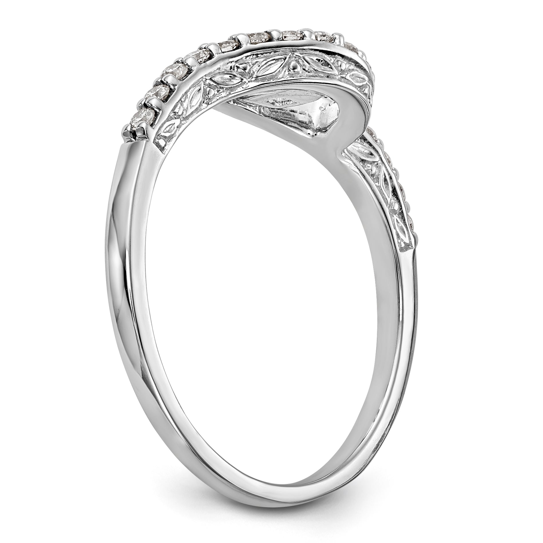 14K Weißgold Verlobungsring mit Krappenfassung und Bypass-Design