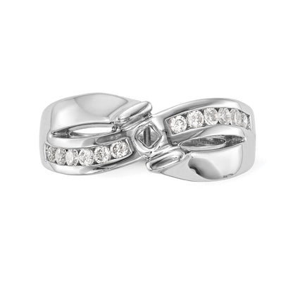 Verlobungsring aus 14kt Weißgold mit Krappenfassung und simulierten Diamanten