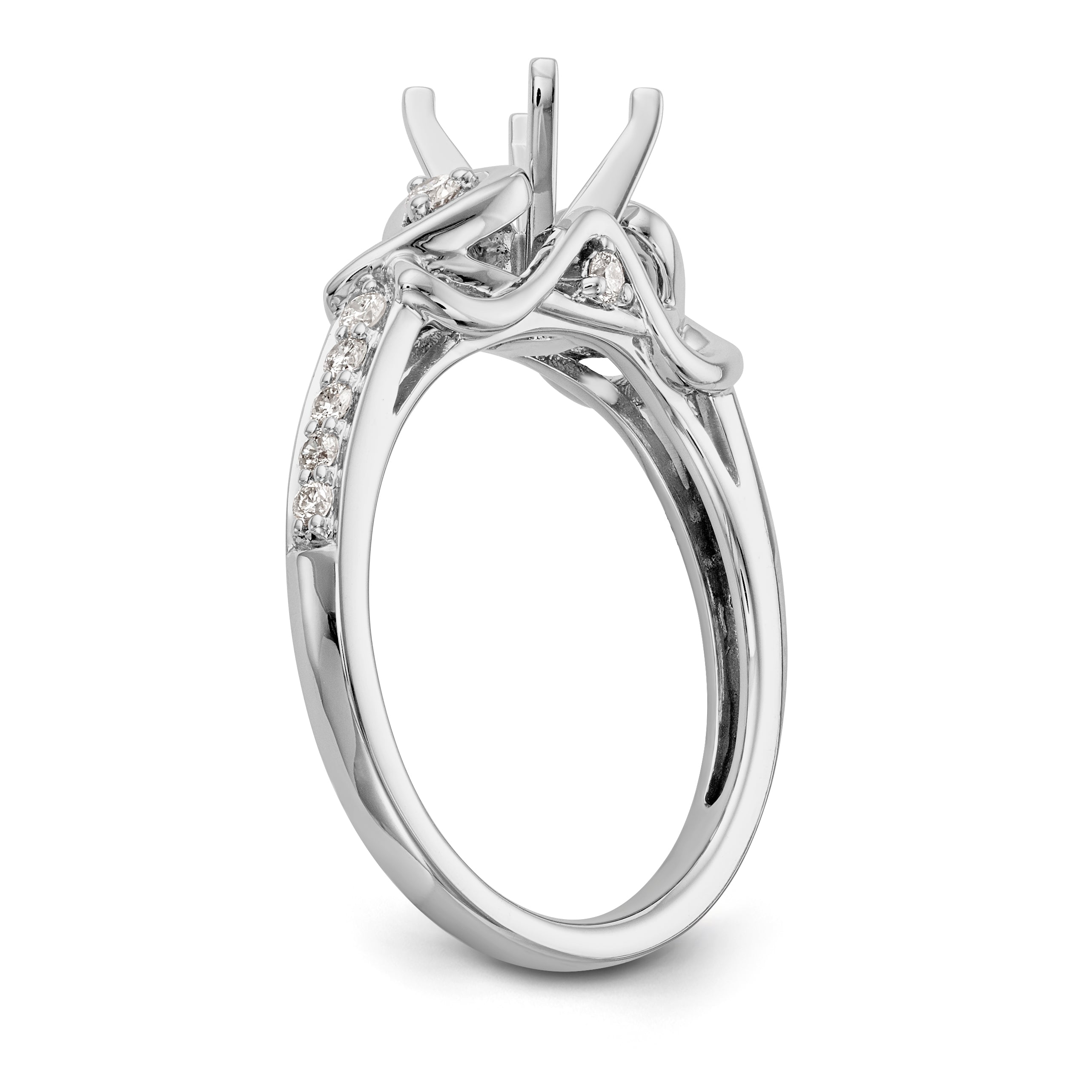Ring aus 14K Weißgold mit gekreuztem Design und simulierten Diamanten in Peg-Fassung