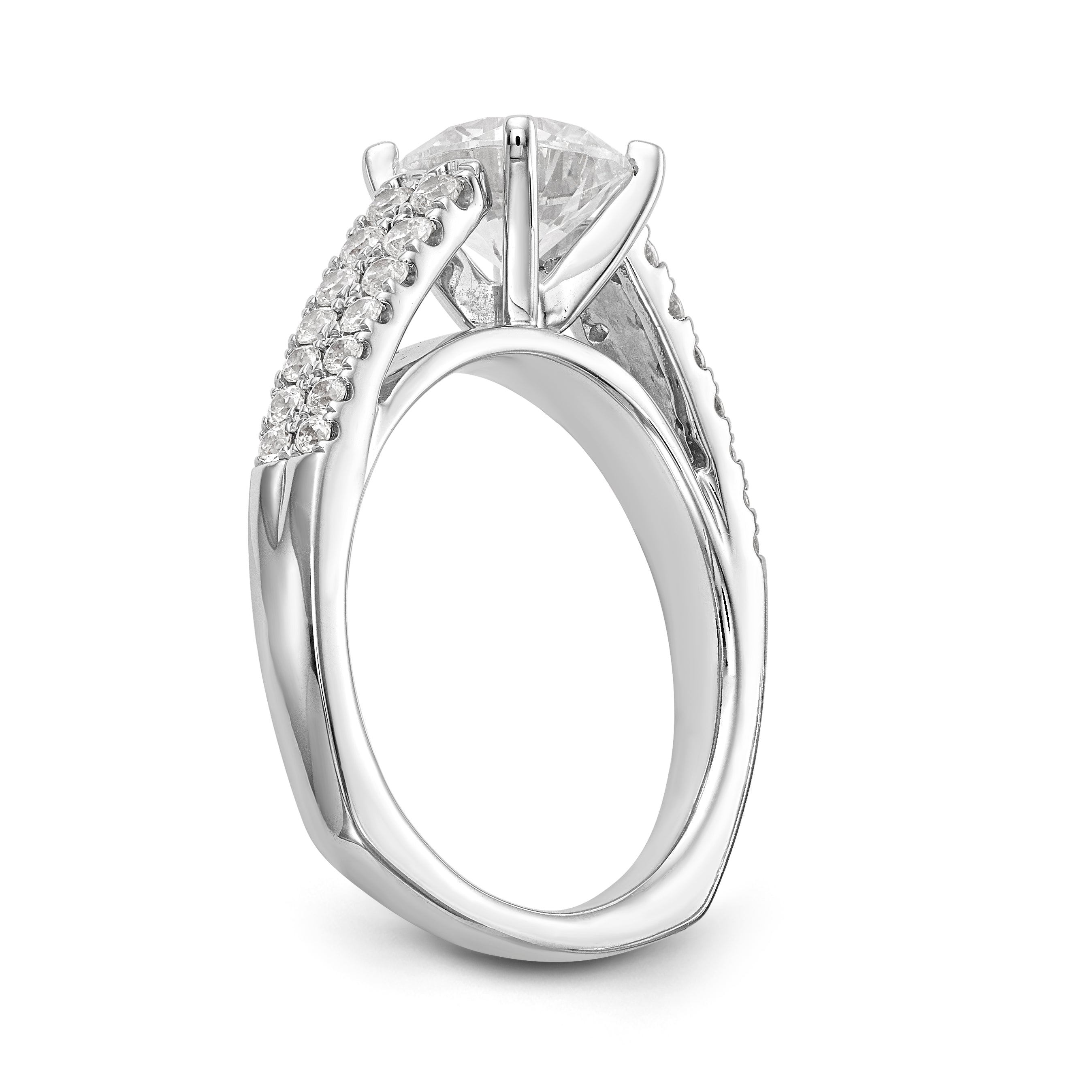 14K Weißgold Verlobungsring mit simulierten Diamanten