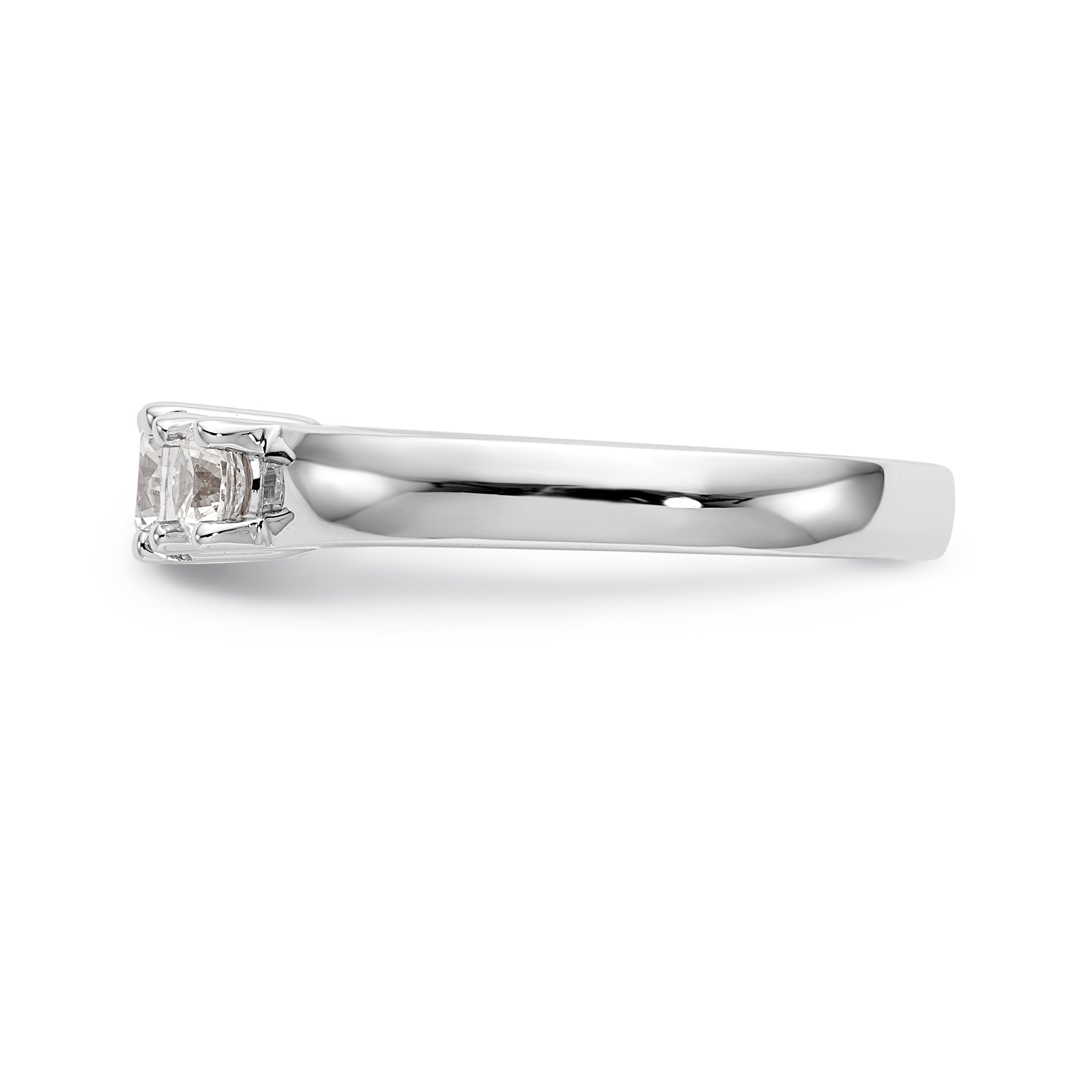14K Weißgold Verlobungsring mit 3 simulierten Diamanten